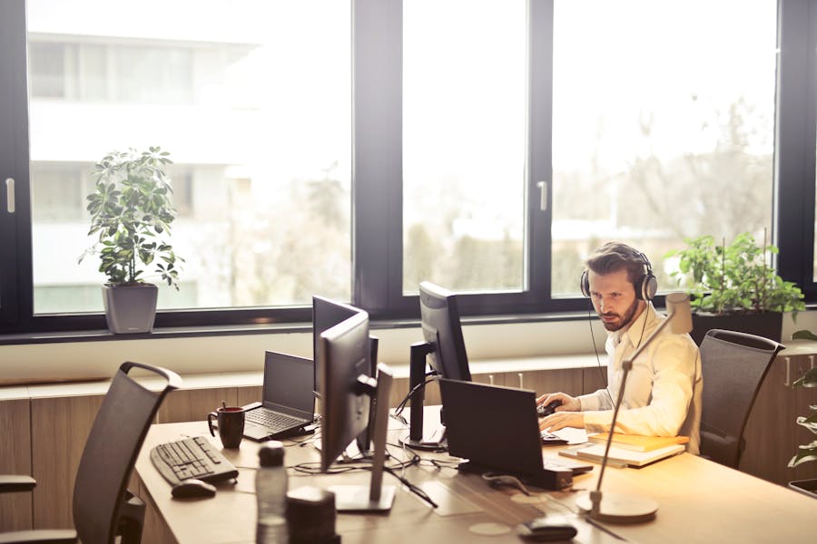 How to Maintain High-Quality Customer Service While Growing Your Business