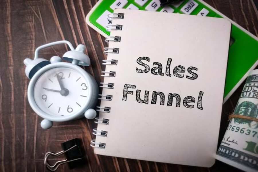 The Secret to Keeping Your Sales Pipeline Active Even on Your Days Off