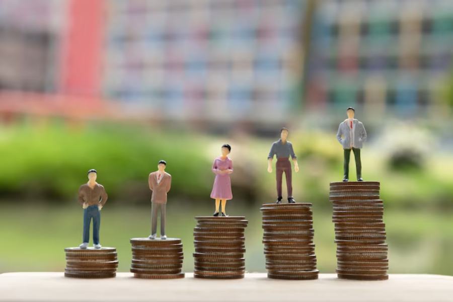 Where Most Managers Waste Budget When Filling Roles for Large Gatherings