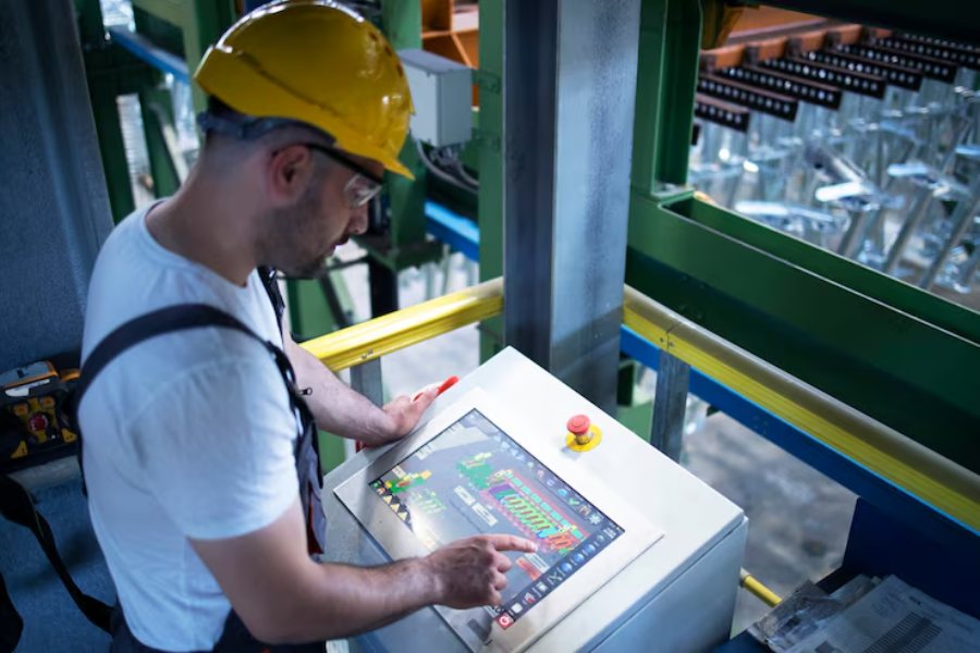 The Role of Software in Modern Manufacturing Process Automation