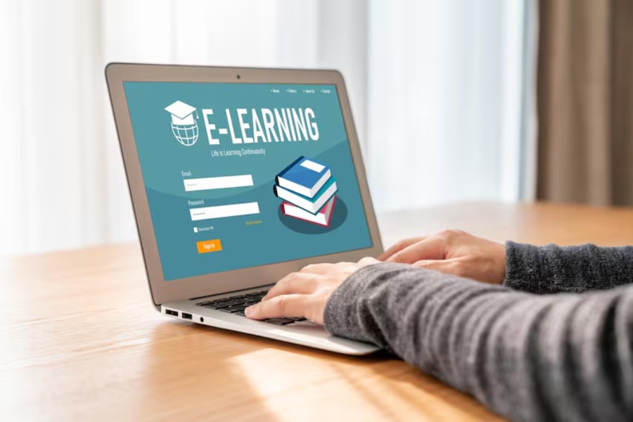 Why Instructional Designers Need In-Context Feedback for Course Reviews